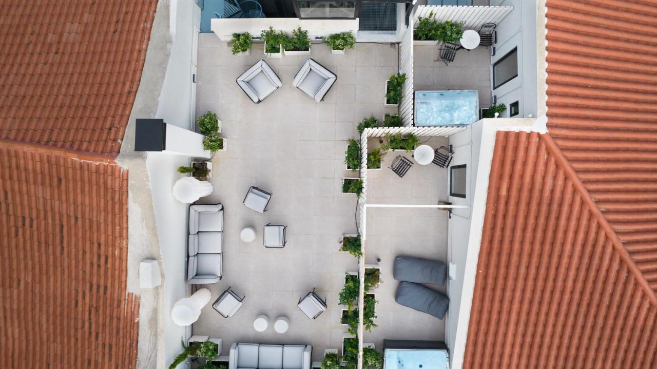 Athinaidos Quarters By K&K Apartment Athena Bagian luar foto